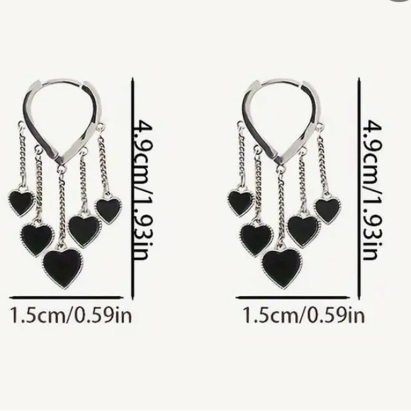 Black Heart Dangle Earrings New - Picture 4 of 4